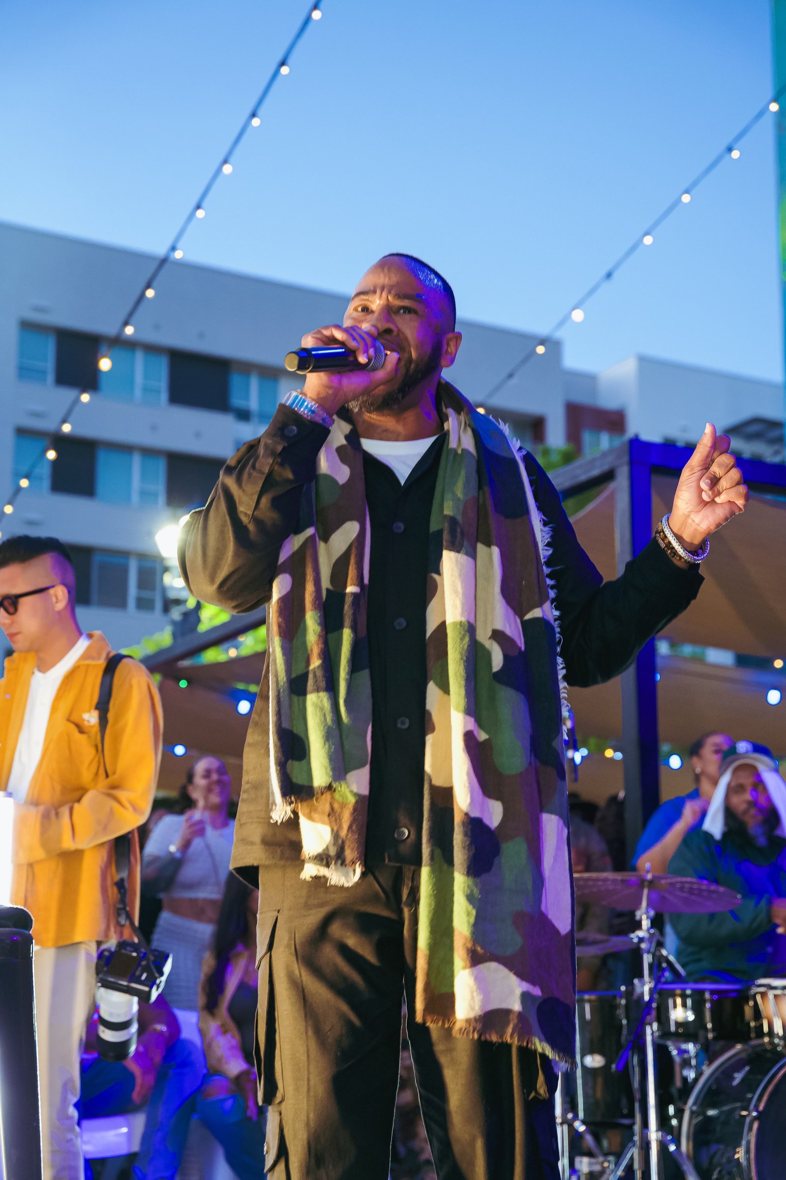 DeWayne Woods Performance