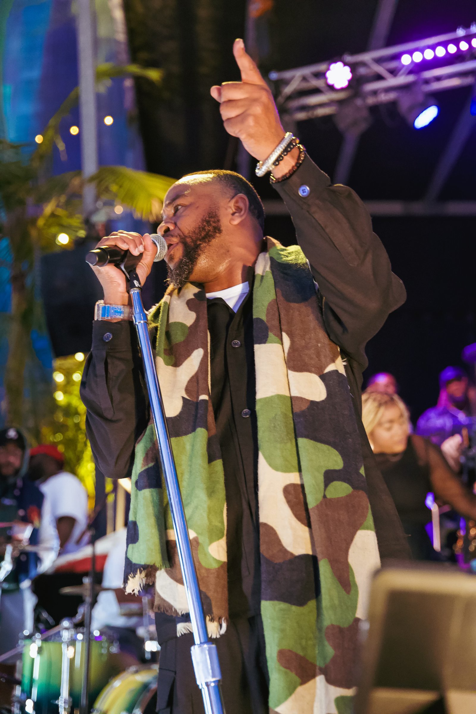 DeWayne Woods Performance